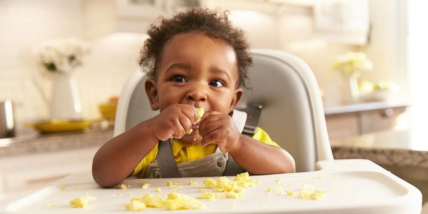When Is the Right Time for Babies to Start Eating Eggs?