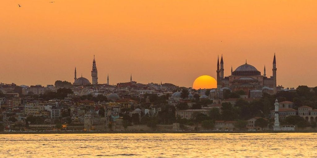How to Have a Perfect Weekend Getaway in Instanbul, Turkey